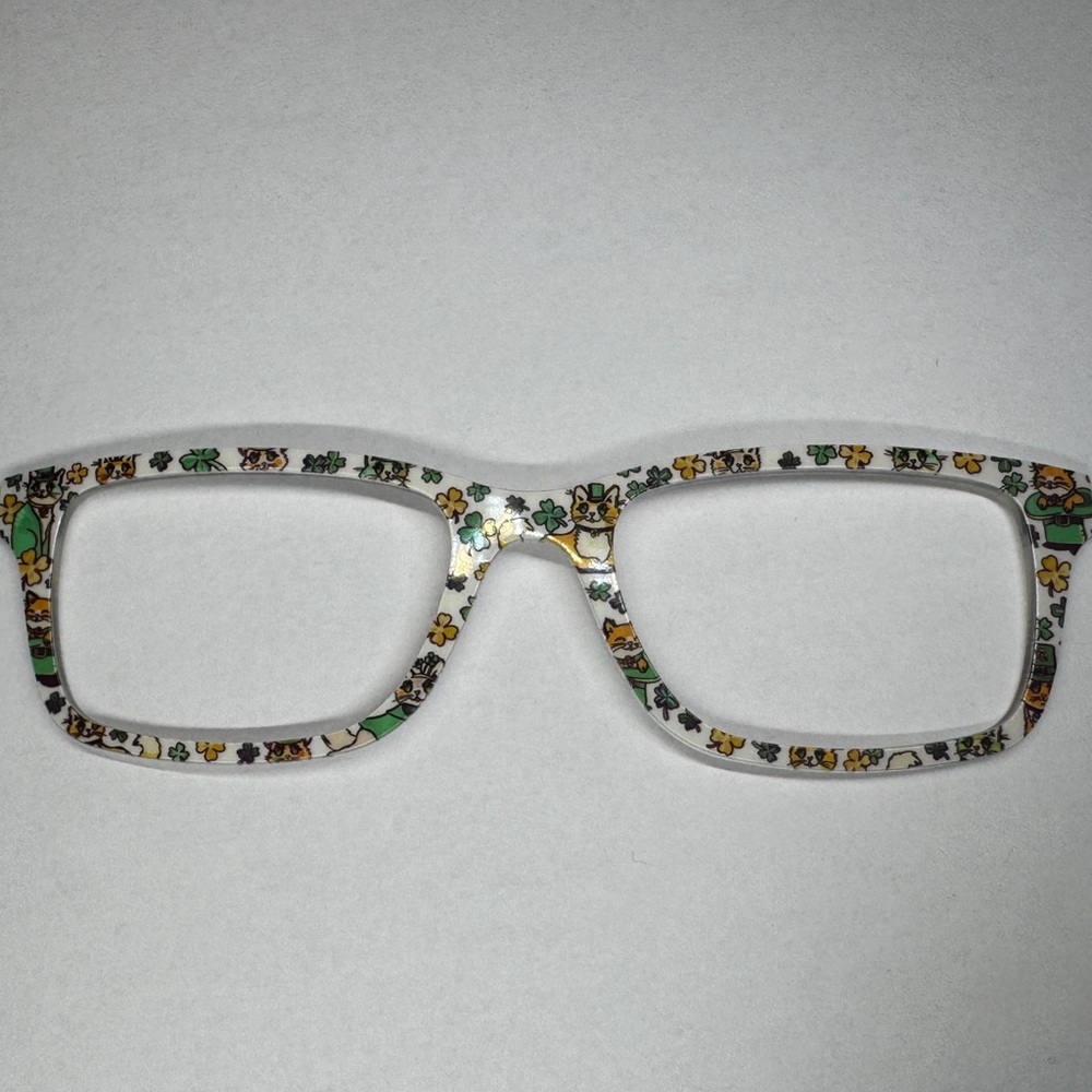 The Clover Cat - Otero Pair Topper